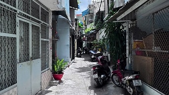 BÁN NHÀ HẺM 4M (XH) HÒA BÌNH, P. 5, Q.11, 4.9 TỶ