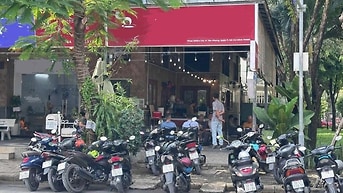 Sang quán Cafe căn góc 5x15 khu Phú Mỹ Hưng-Quận 7,mặt bằng 17tr/tháng
