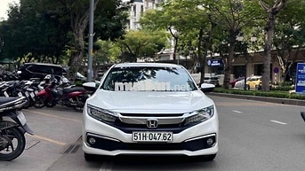 Honda Civic Trắng Số tự động 5 chỗ Xăng