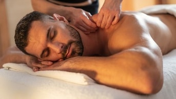 Nhận massage body đi chuyển tận nơi TPHCM 