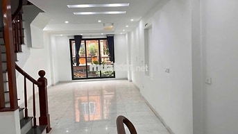 Cho thuê nhà phố Ngô Thì Nhậm 50m 5 tầng PL vỉa hè giá 15 triệu/tháng