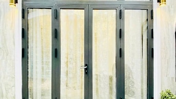 Sổ hồng chính chủ nhà đẹp có hoàn công đầy đủ thích hợp ở và cho thuê
