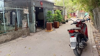 BÁN NHÀ 120m2. MẶT TIỀN HẺM 179 TRẦN VĂN MƯỜI. XUÂN.T.ĐÔNG. 