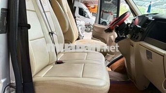 Ford Transit 16 chỗ 2018 Máy dầu Bạc