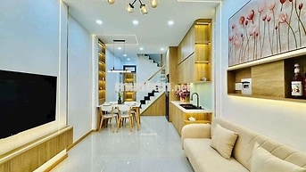 cho thuê nhà Nguyễn Văn Trỗi 3PN, 2WC giâ 16,5tr