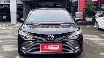 Toyota Camry 2.5Q 2020 Đen 70.300 km