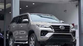 Toyota Fortuner 2.4L 4x2AT 2022 Đồng Ánh Kim