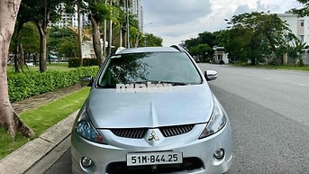Mitsubishi Grandis 2009 Bạc 7 chỗ