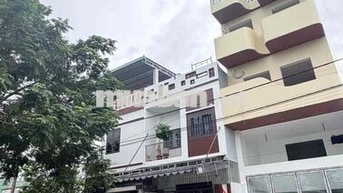 Nhà 2 tầng View công viên đẹp giá đầu tư ạ