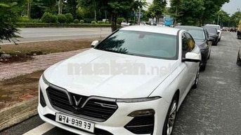 VinFast Lux A Plus 2021 Trắng 38251 km
