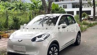 Wuling Bingo Trắng Ivory 5 chỗ