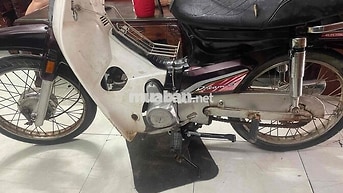 Honda Dream Thái Trắng phối đỏ đô