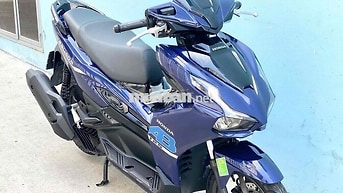 Honda Air Blade 125 4 van Xanh Việt Nam