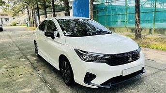 Honda City RS Trắng như mới.