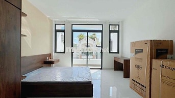 Ngay Bà Chiểu_Phú Nhuận_Bóc seal mới 100% phòng ban công rộng gần 30m2