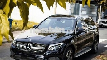 Mercedes-Benz GLC200 Black Edition 