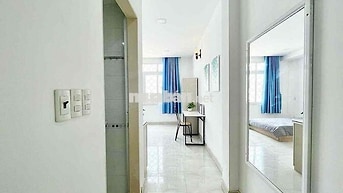 Studio cửa sổ trời full nội thất ngay gần nhà thờ Xóm Chiếu