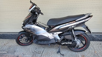 Honda Air Blade 2010, Đen Bạc. Phun xăng điện tử