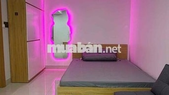 Phòng studio, cửa sổ trời_diện tích 35m2_hẻm 12 đào duy anh