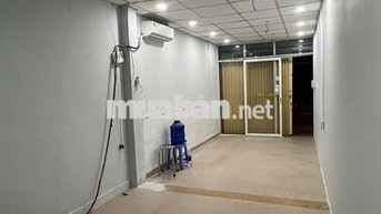 Cho thuê MB 902 Nguyễn Kiệm, phường Hạnh Thông