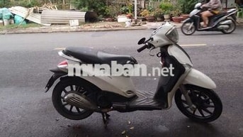 Bán xe Piaggio Liberty Trắng