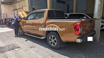 Nissan Navara EL 2.5 AT 2016 Nâu Nhập khẩu