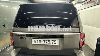 Toyota Land Cruiser Prado 5 chỗ màu Xám