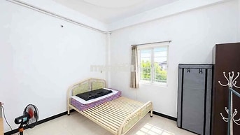 PHÒNG CỬA SỔ MÁY LẠNH - NGAY HUỲNH VĂN BÁNH