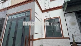 Nhà mới trệt lầu hẻm Bờ Hồ Huỳnh Cương