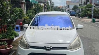 Hyundai Grand i10 5 chỗ màu Trắng