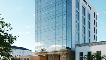 Toà nhà 450m2 x 7 tầng gần NHÀ HÁT LỚN và Hilton Hote cho thuê cả ngay