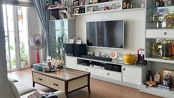 Căn hộ 1 phòng ngủ 53m2- Chung cư Screc Tower giá 10tr, có nội thất.