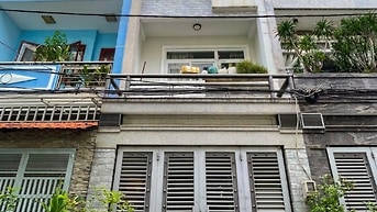Nhà đẹp - 4 tầng Trần Thái Tông - Diện tích: 57 m2 - Khu vực văn minh