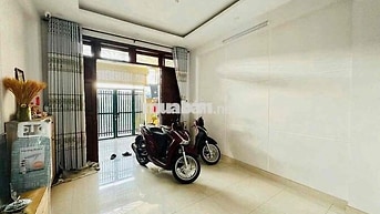 NHÀ NGAY CHỢ MINH PHÁT HẺM 8M CÓ MÁY LẠNH GIÁ 8,5 TRIỆU