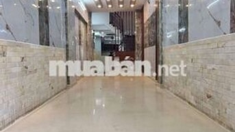 Ngay chợ Phạm Thế Hiển.(3,3m x 22m).