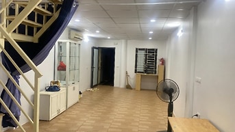 CHÍNH CHỦ CHO THUÊ CH 60M2 TẠI PHỐ NGUYỄN CÔNG TRỨ GẦN HỒ GƯƠM 