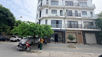 Chính chủ cho thuê căn hộ nội thất cao cấp, tiện nghi, để ô tô miễn ph