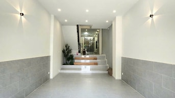 Bán Nhà Mặt Tiền Quận 7 Cư Xá Ngân Hàng 4x19 4 Tầng Vị Trí Kinh Doanh