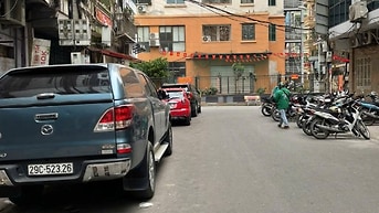 Chỉ 16 triệu -  Cạnh Mặt Phố Hoàng Quốc Việt - Ô Tô Vào Nhà - 195m2