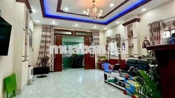 MẶT TIỀN KD ĐÔNG ĐÚC,DT5,5*37m,3LAU,5PN,6WC,NGAY GẦN CAO ĐẲNG ĐIỆN LỰC