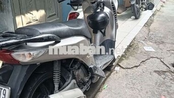 Honda SH Bạc