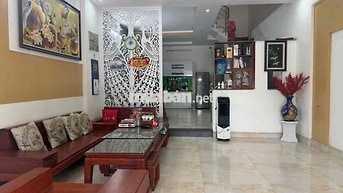 Cho thuê nhà 3 tầng Xuân Thiều gần biển
