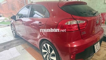 Kia Rio Hatchback 5 chỗ màu Đỏ