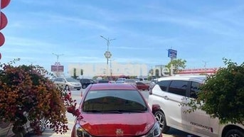 Toyota Xe ô tô màu Đỏ