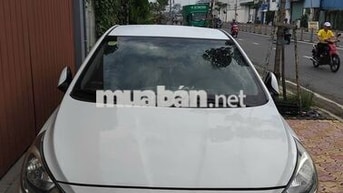 Hyundai Accent 2012 Số tự động Trắng
