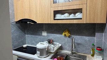 Nhà riêng 2p ngủ- đường Cô Giang-Cầu Kiều, sẵn nội thất giá 15tr/tháng