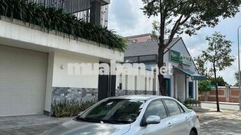 Toyota Altis 2013 bản G Số tự động Bạc