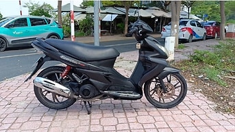 Suzuki Hayate 125 ( giấy tờ đầy đủ )