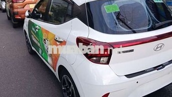 Hyundai Grand i10 Hatchback Trắng 5 chỗ