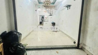 cho thuê nhà giá rẻ diện tích dài 33m làm xưởng kho